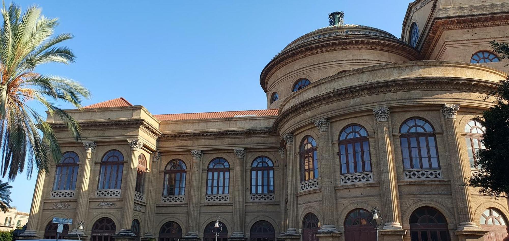 Piccola Suite E Dimora Del Teatro Massimo Palermo Exterior photo